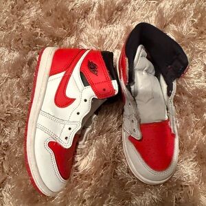 Size 10c- Jordan 1 Retro OG Mid Heritage Kids